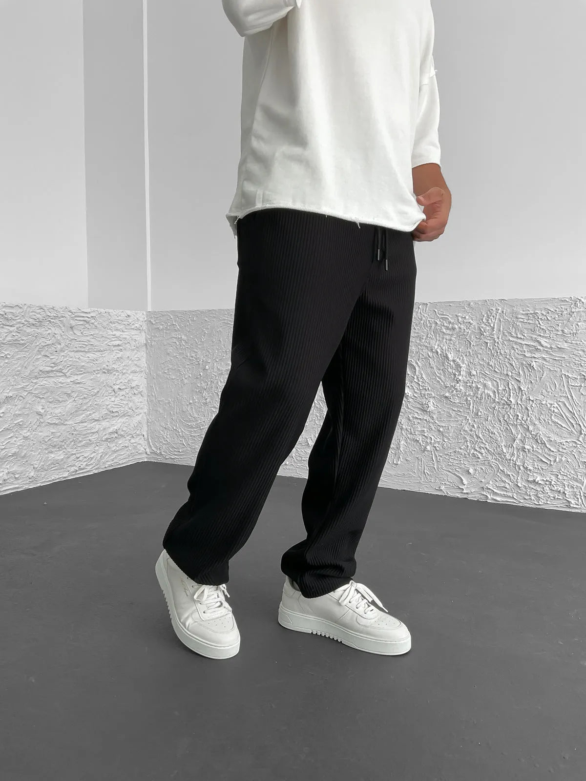Relaxed-Fit Straight-Leg Pants | Cotton Blend | Lightweight Comfort
