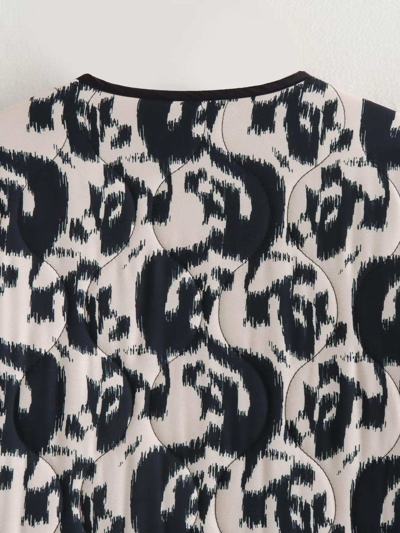 Collarless Animal Print Cotton Coat | Loose Fit, Stylish Design | Casual Autumn and Winter Wear
