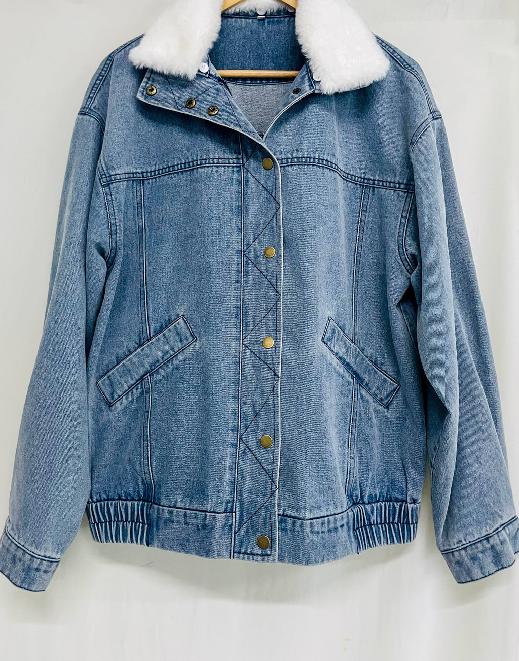Ladies Denim Cotton Jacket | Fur Collar, Double Pockets | Casual Fall and Winter Wear