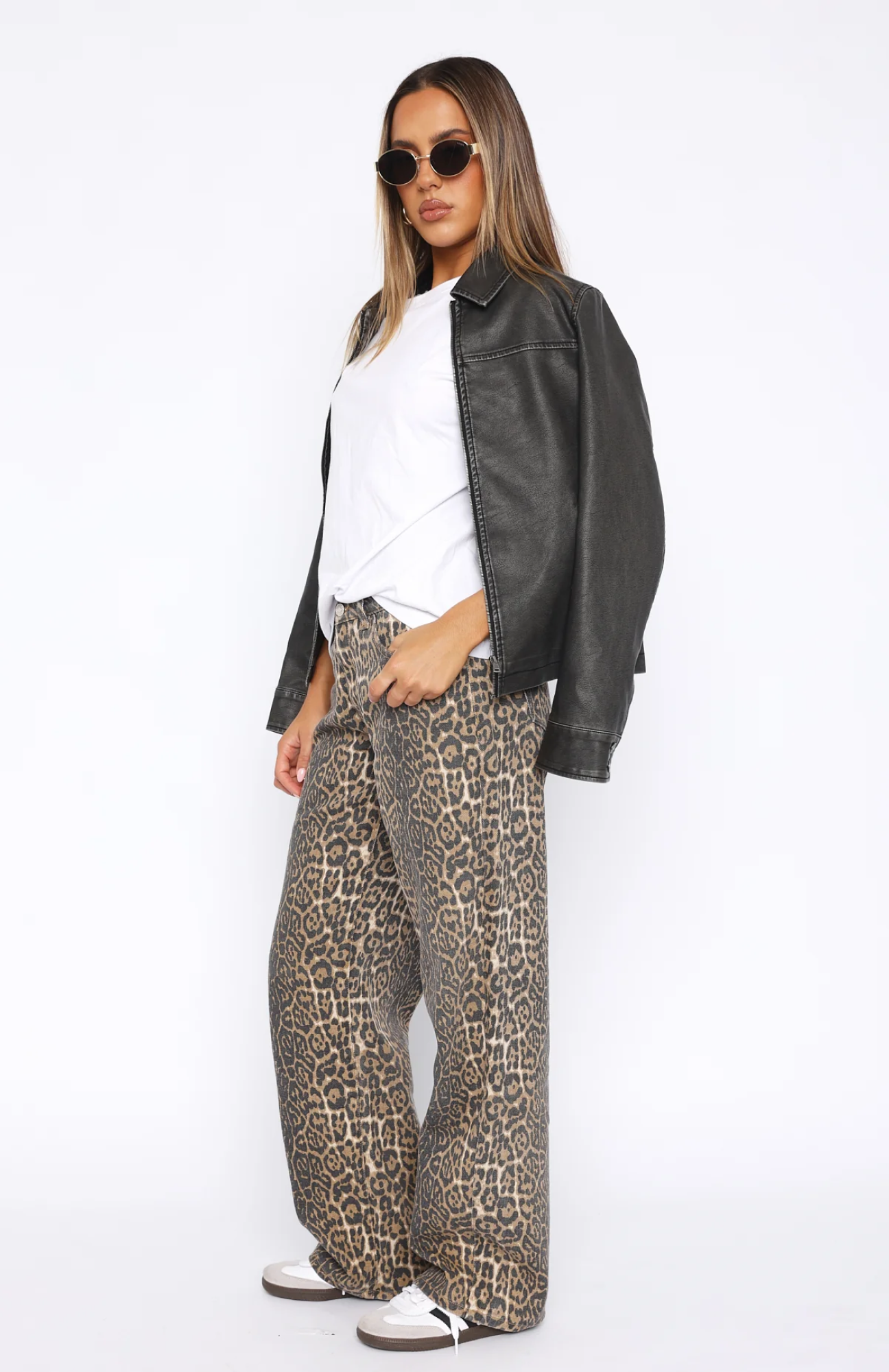Leopard Wide-Leg Jeans | Low Rise Fit | Casual Chic