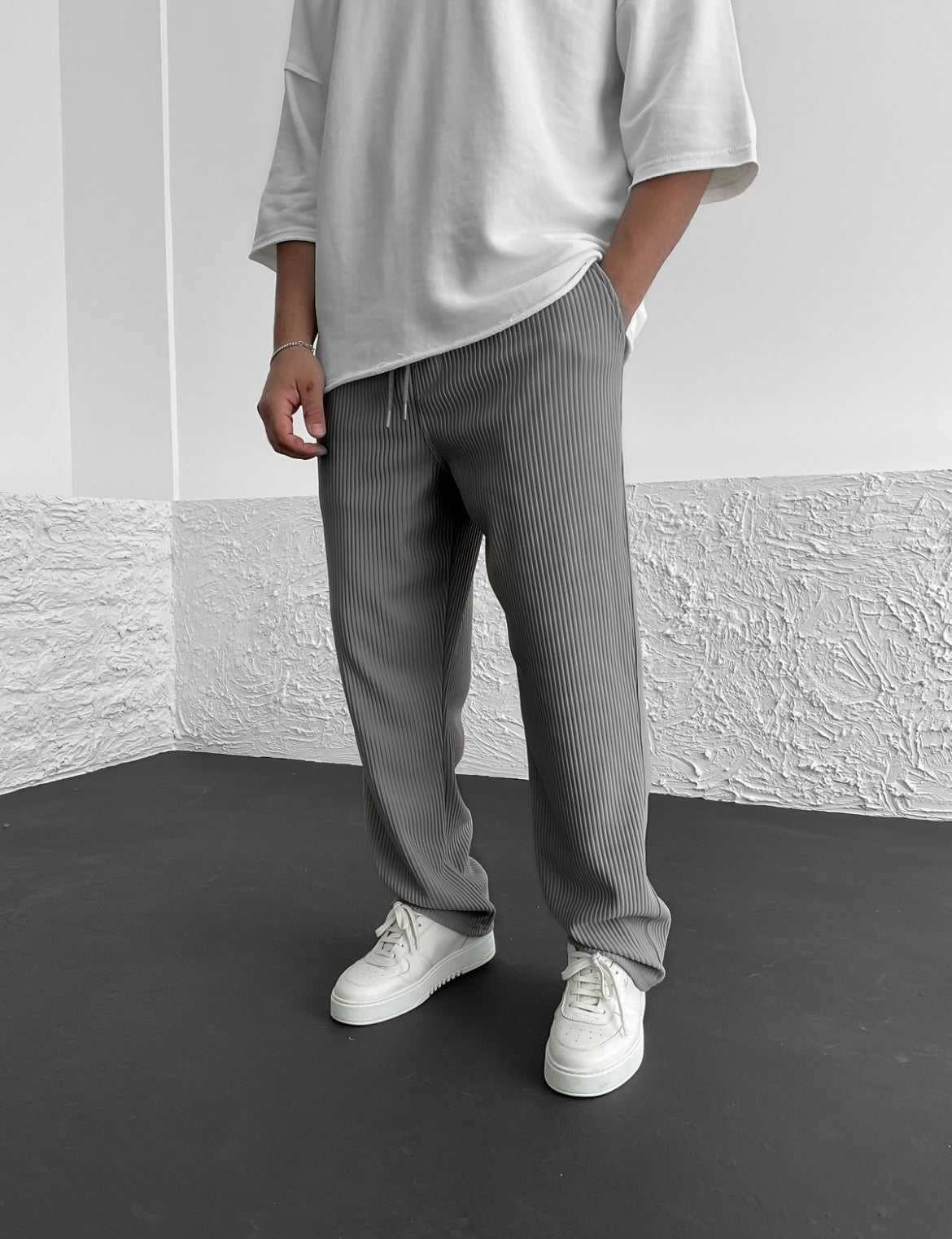 Relaxed-Fit Straight-Leg Pants | Cotton Blend | Lightweight Comfort