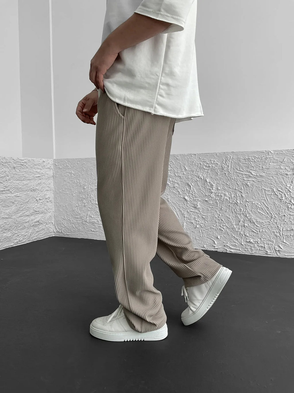 Relaxed-Fit Straight-Leg Pants | Cotton Blend | Lightweight Comfort