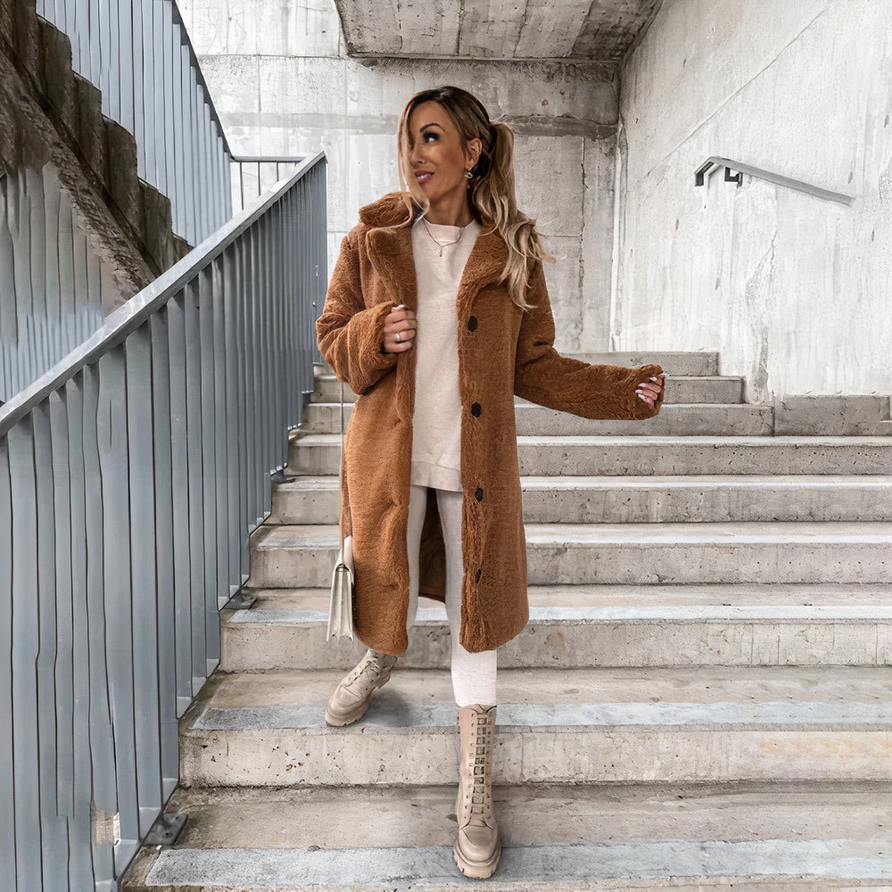 Longline Teddy Coat | Button-Down Design | Warm and Sophisticated