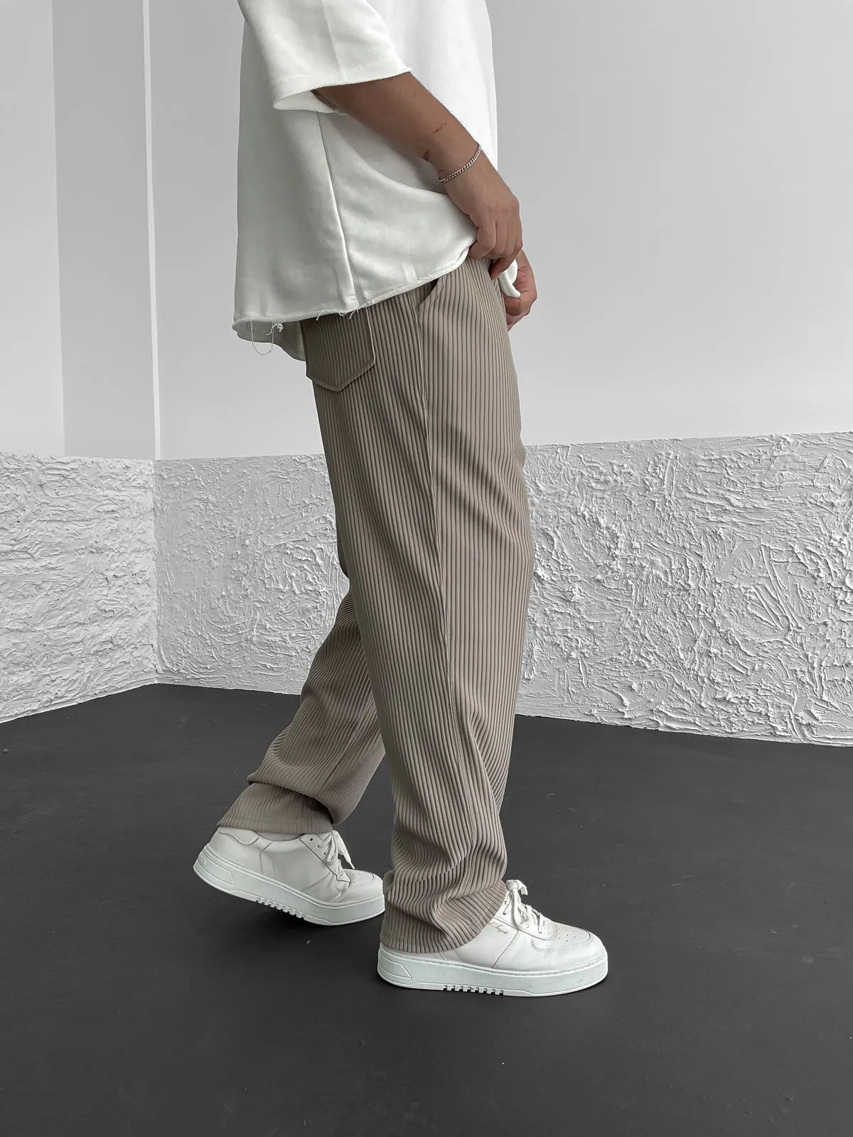 Relaxed-Fit Straight-Leg Pants | Cotton Blend | Lightweight Comfort
