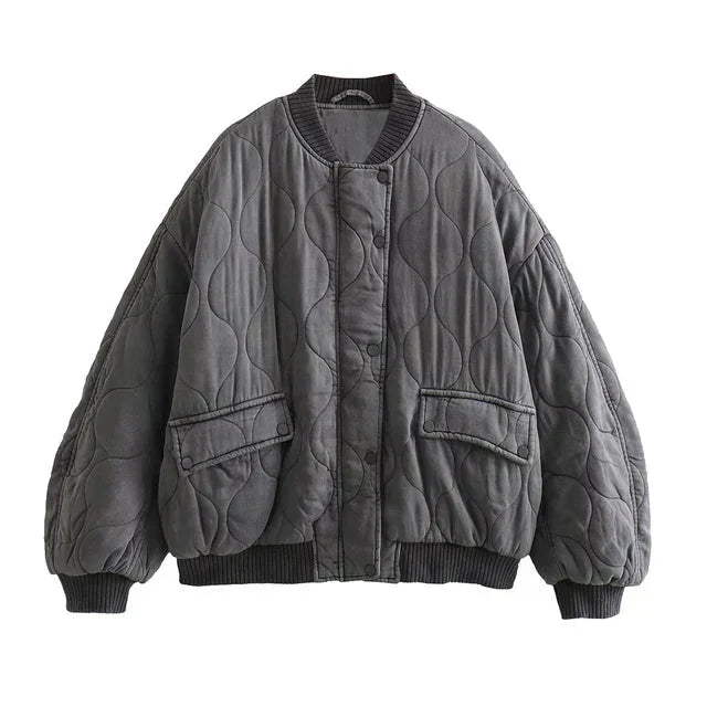 Oversized Quilted Bomber Jacket | Trendy & Comfortable | Perfect Layering Piece