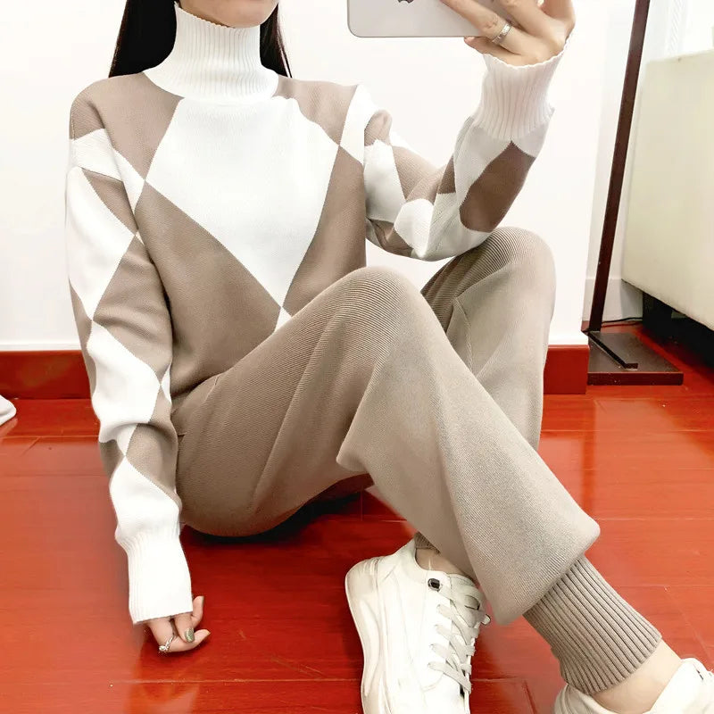 Argyle Knitwear Set | Cozy Two-Piece | Stylish and Comfortable