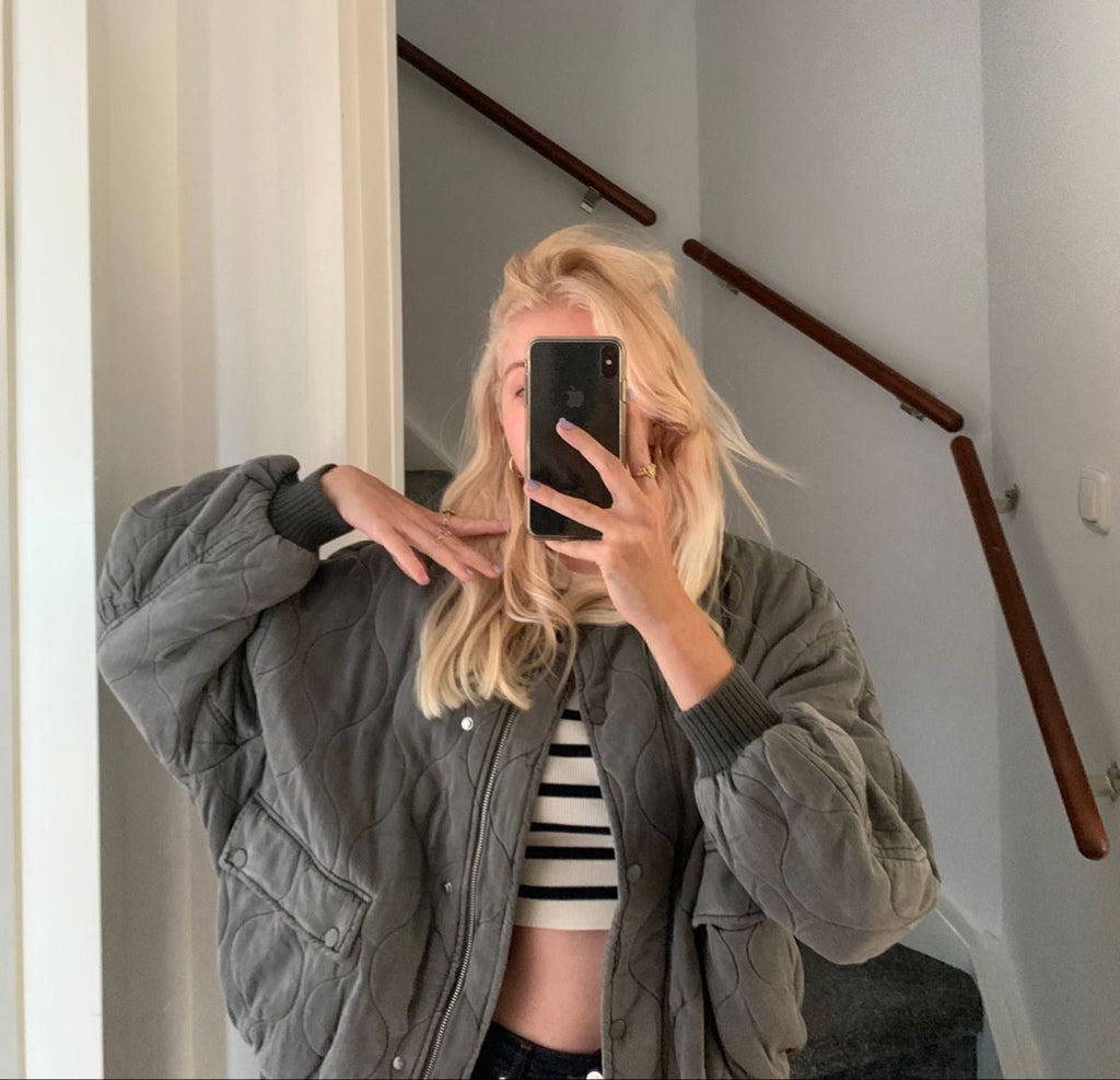 Oversized Quilted Bomber Jacket | Trendy & Comfortable | Perfect Layering Piece