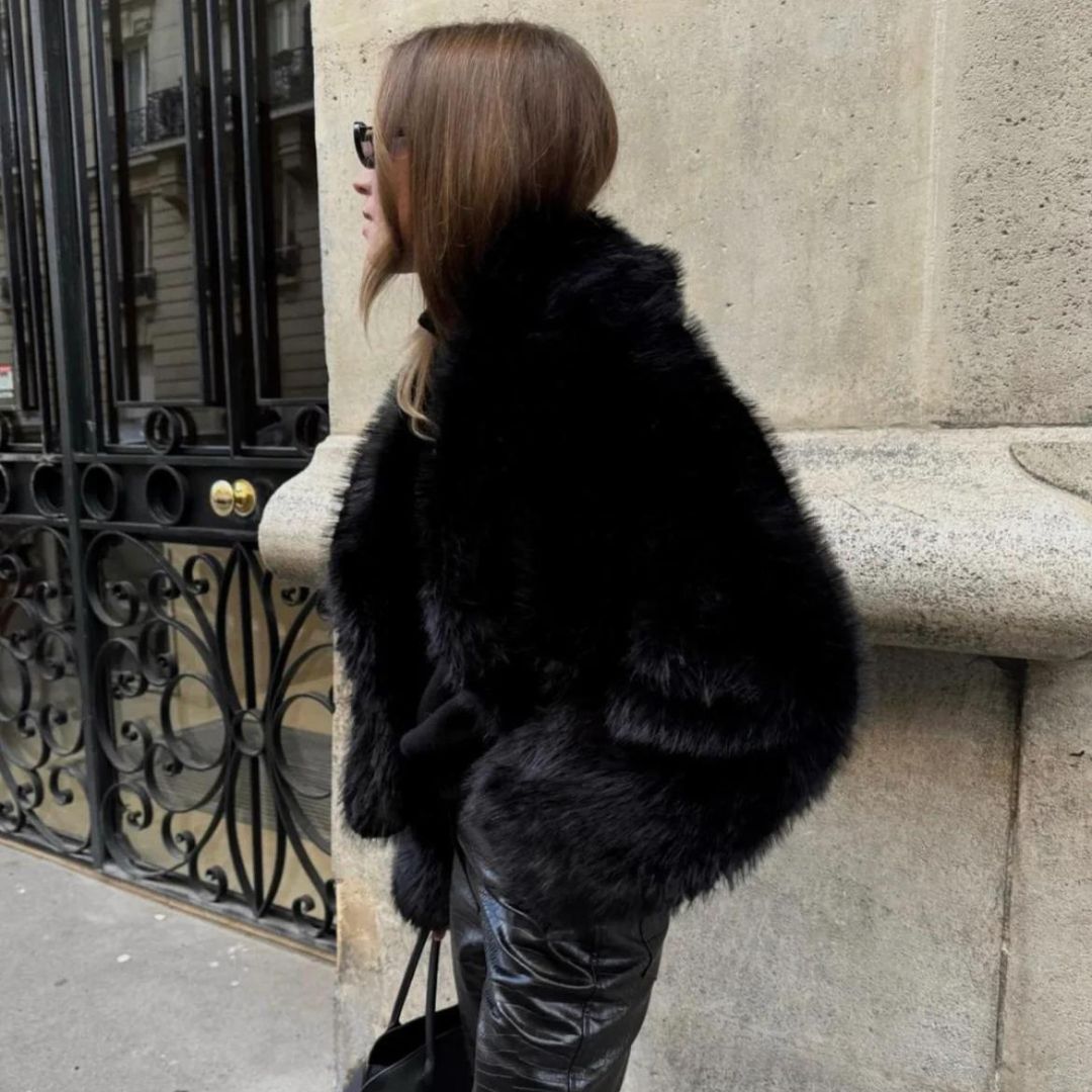 Faux Fur Cropped Jacket | Luxurious & Warm | Modern Design