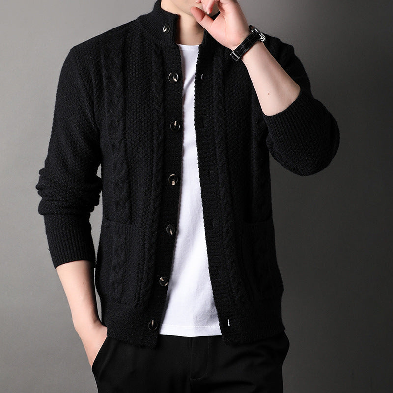 Cable-Knit Cardigan | Timeless Style | Warm and Versatile