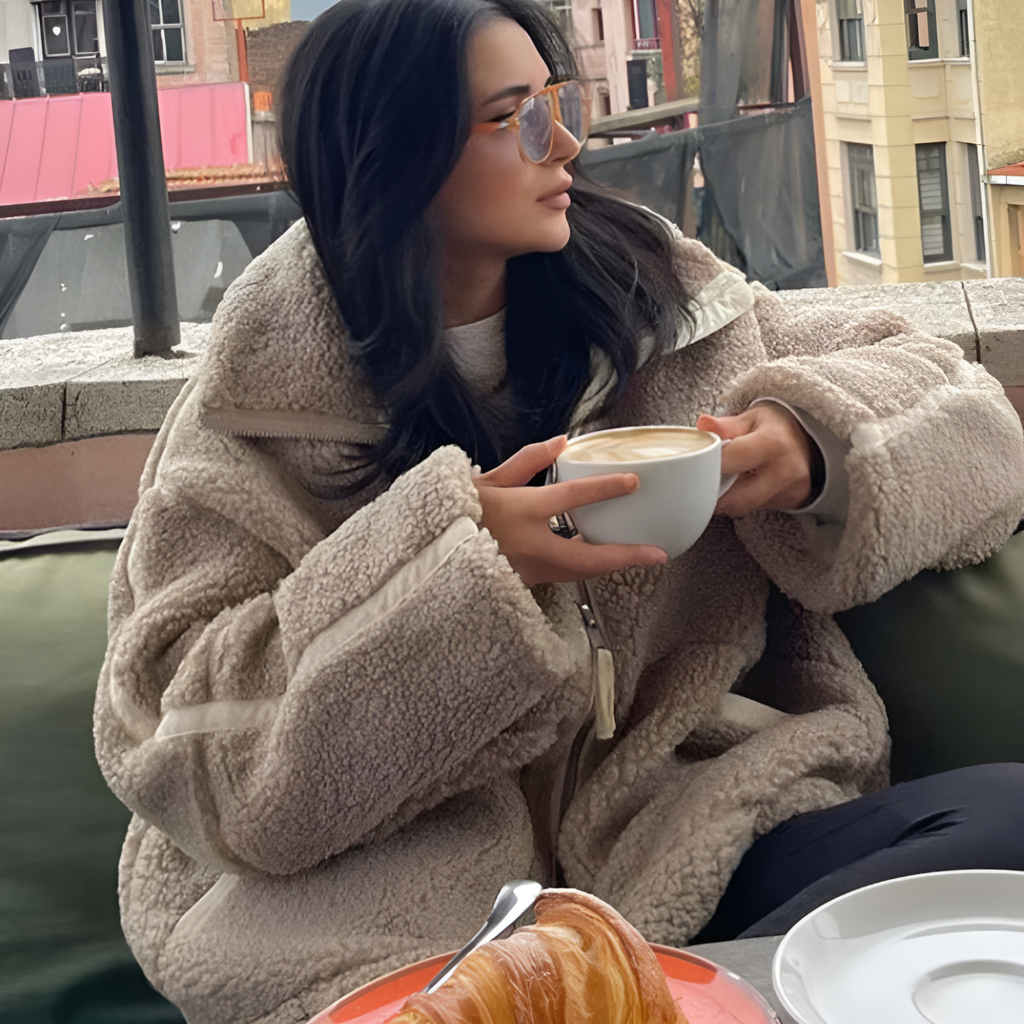 Oversized Teddy Jacket | Polyester | Warm and Luxurious