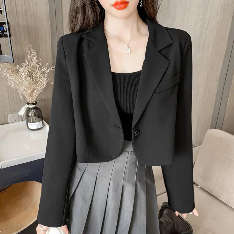 Cropped Blazer | Single-Button Design | Tailored and Sophisticated