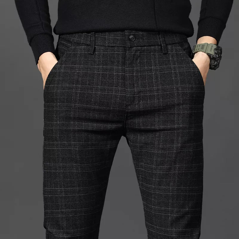 Plaid Slim-Fit Trousers | Tailored Look | Modern Comfort