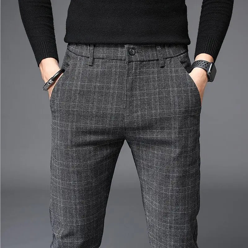 Plaid Slim-Fit Trousers | Tailored Look | Modern Comfort