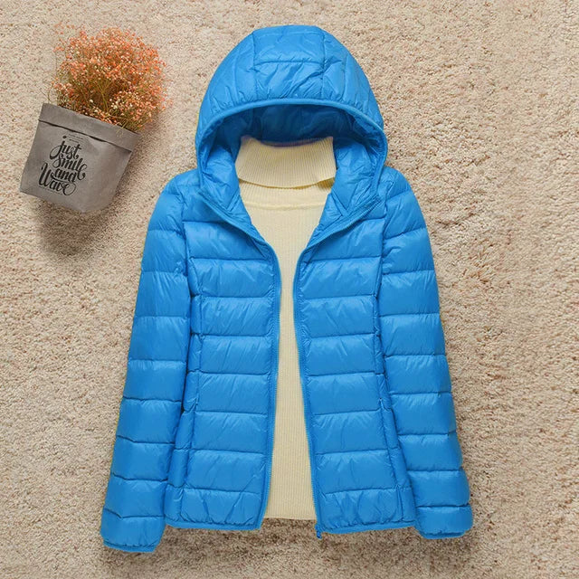 Hooded Lightweight Puffer Jacket | Packable Design | Warm and Versatile