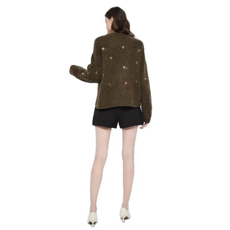 Embroidered Knit Cardigan | Floral Details | Cozy & Elegant