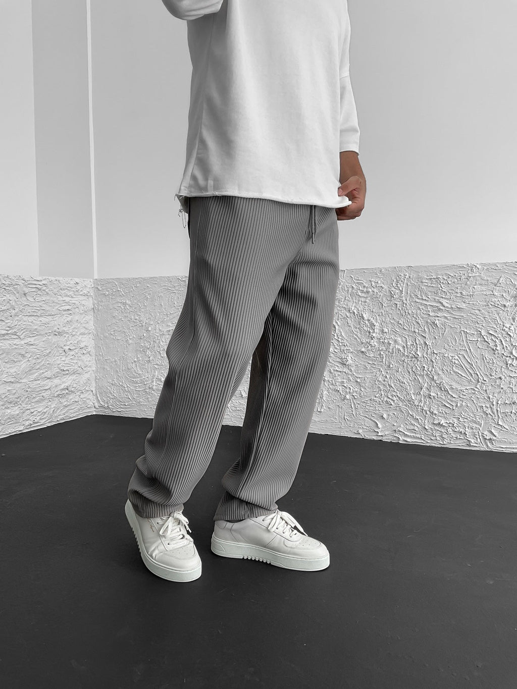Relaxed-Fit Straight-Leg Pants | Cotton Blend | Lightweight Comfort