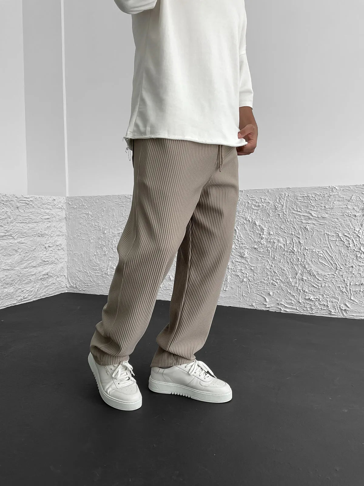 Relaxed-Fit Straight-Leg Pants | Cotton Blend | Lightweight Comfort
