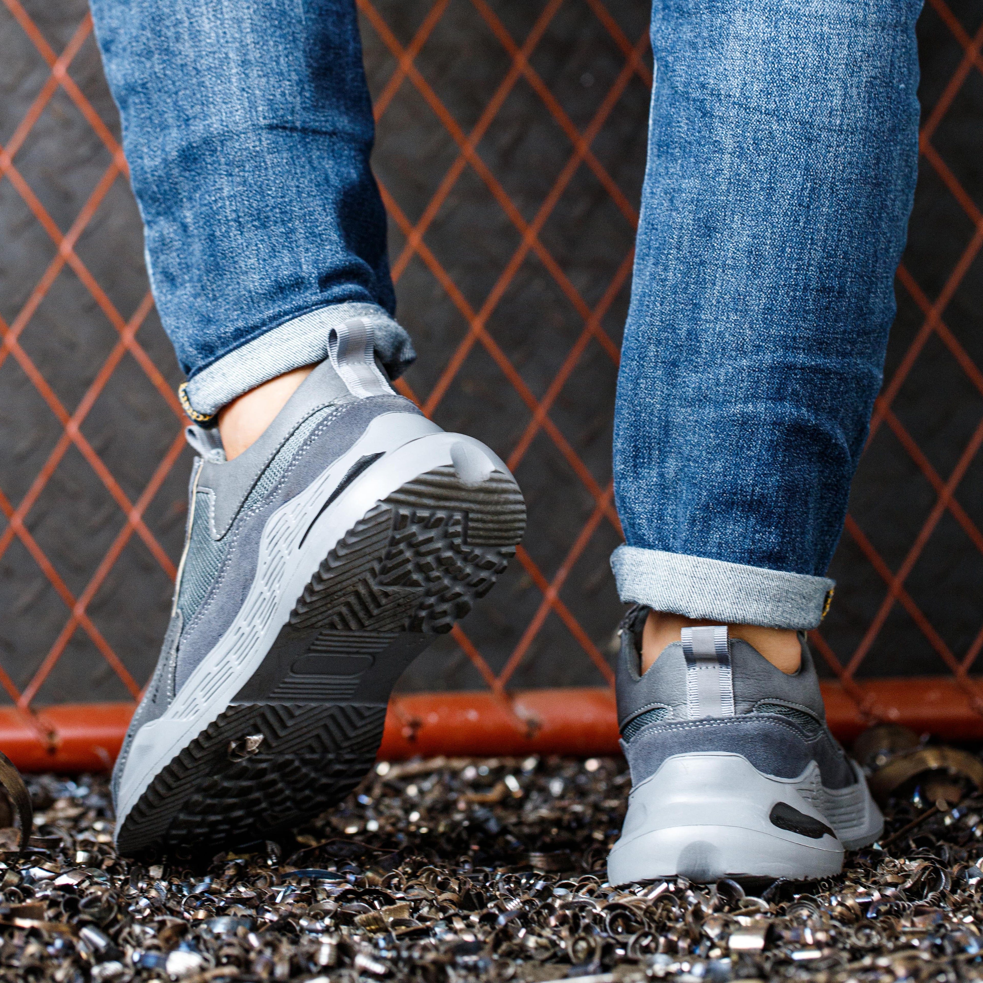Lightweight Steel Toe Work Sneakers | Breathable Design | Anti-Slip Sole | Industrial Safety Shoes