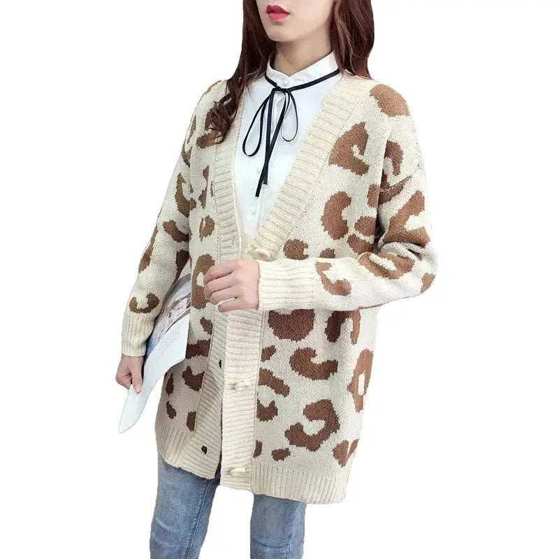 Oversized Leopard-Print Cardigan | Bold & Stylish | Cozy Fit