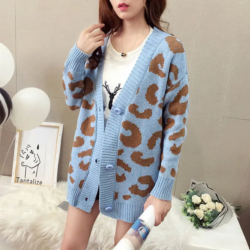 Oversized Leopard-Print Cardigan | Bold & Stylish | Cozy Fit