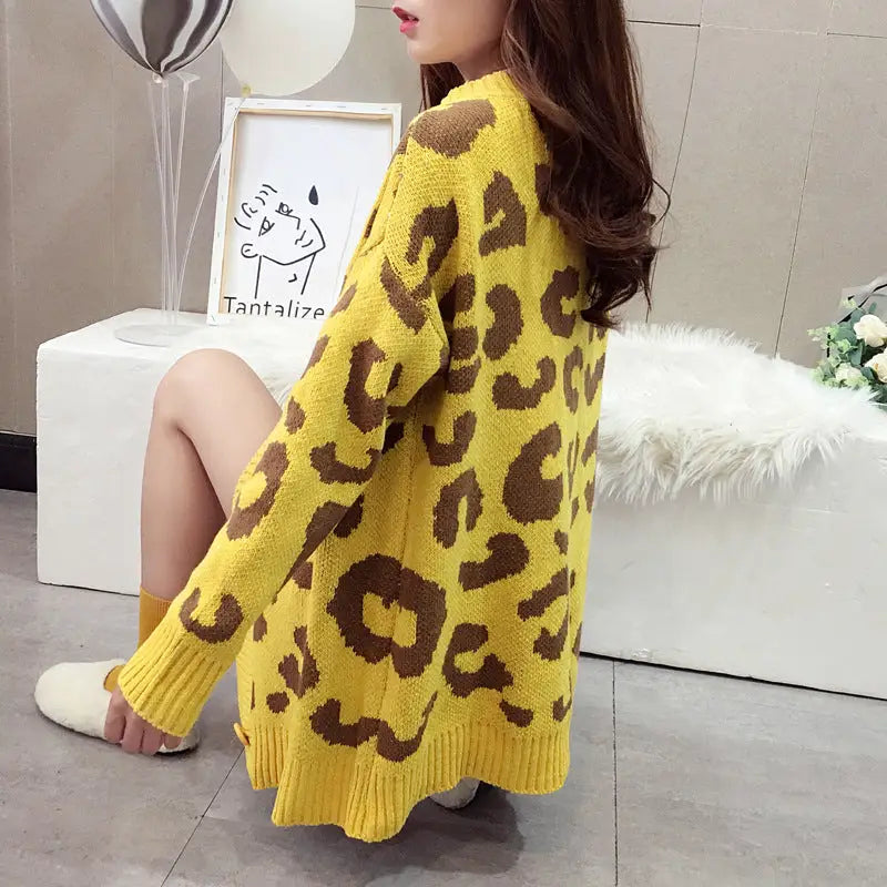 Oversized Leopard-Print Cardigan | Bold & Stylish | Cozy Fit