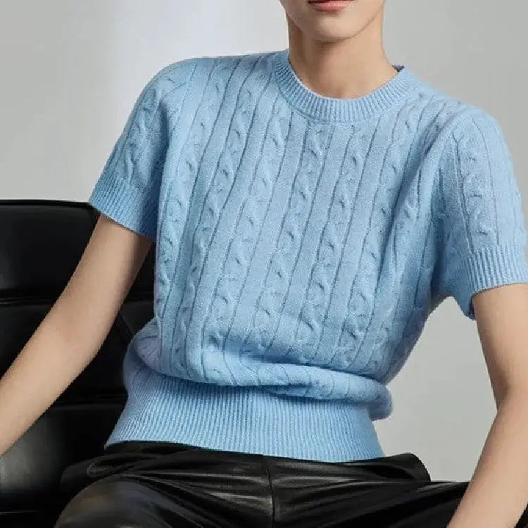 Short-Sleeve Cable-Knit Sweater | Lightweight & Comfortable | Classic Design