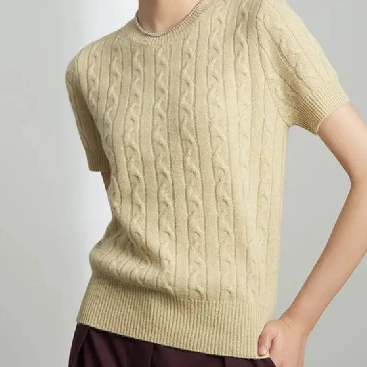 Short-Sleeve Cable-Knit Sweater | Lightweight & Comfortable | Classic Design