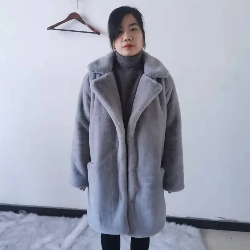 Faux Fur Coat | Oversized Fit | Chic Winter Style